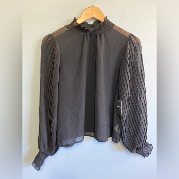 Forever 21 Sheer Black Top Black Small NEW - Picture 2 of 7